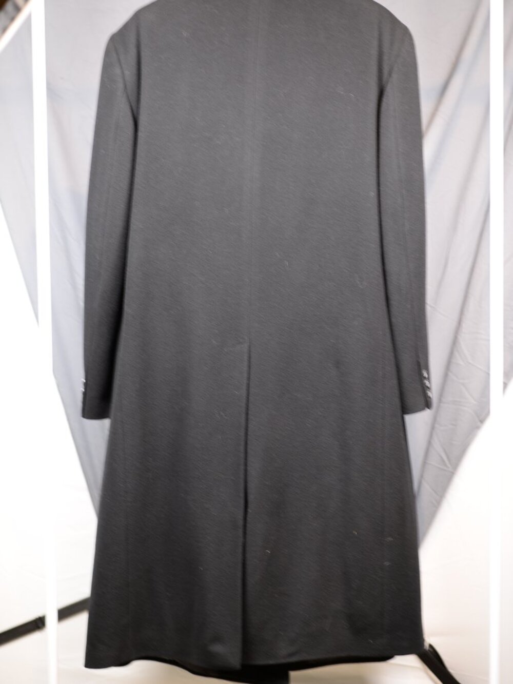 Barrington Wool & Cashmere Double-Breasted 3/4-Length Overcoat Black 48R - Picture 2 of 5